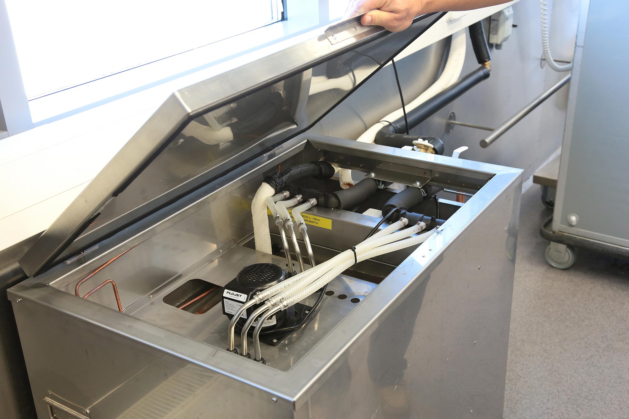 Raikasta! yksikk&ouml; auki